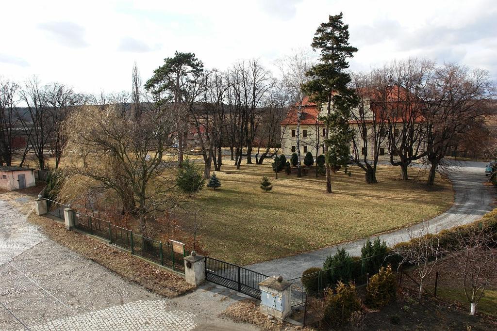 Pałac Kietlin Gospodarstwo agroturystyczne *